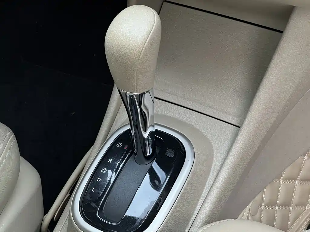 Nissan Sylphy 2019 — фото 16
