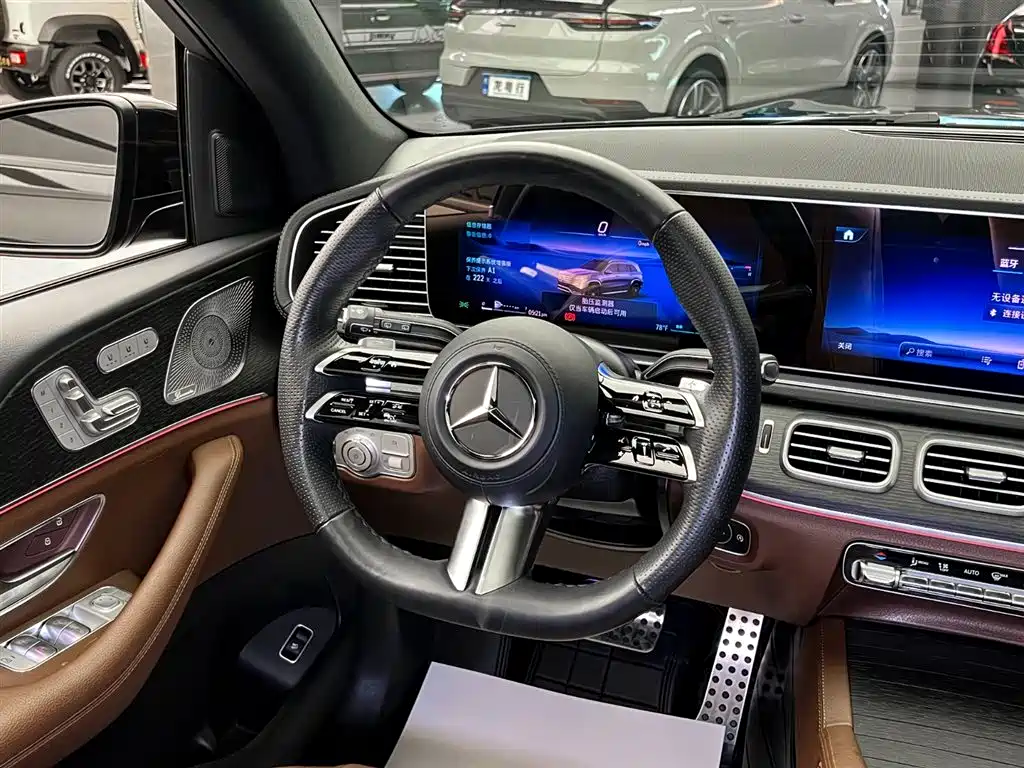 Mercedes-Benz GLS 2024 — фото 10