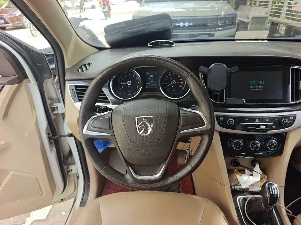 Baojun 730 2017