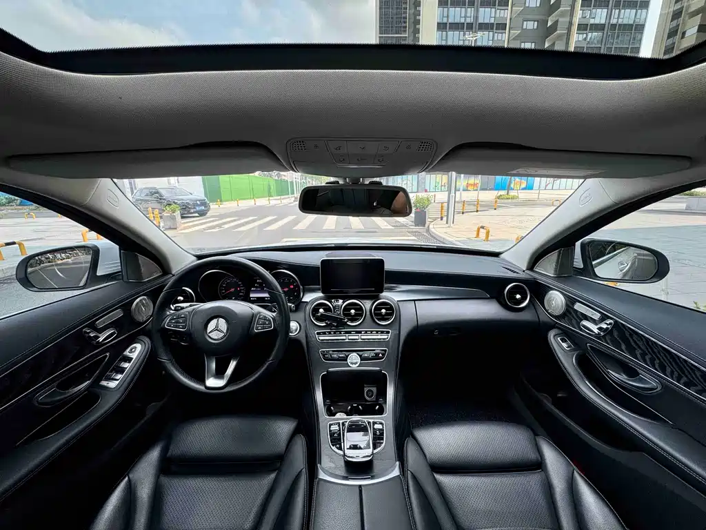 Mercedes-Benz C-Class 2018