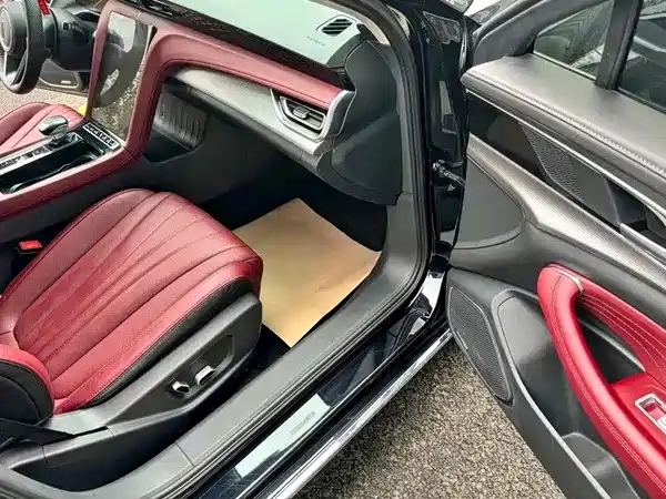 Hongqi H5 2023