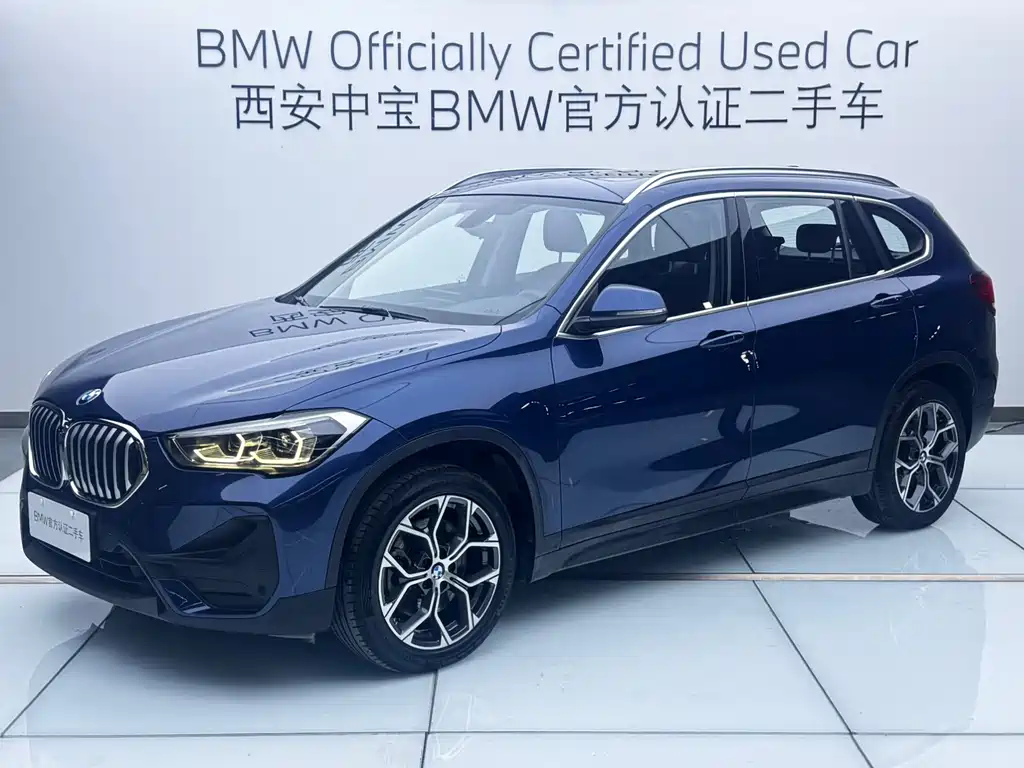 BMW X1 2022 — фото 1
