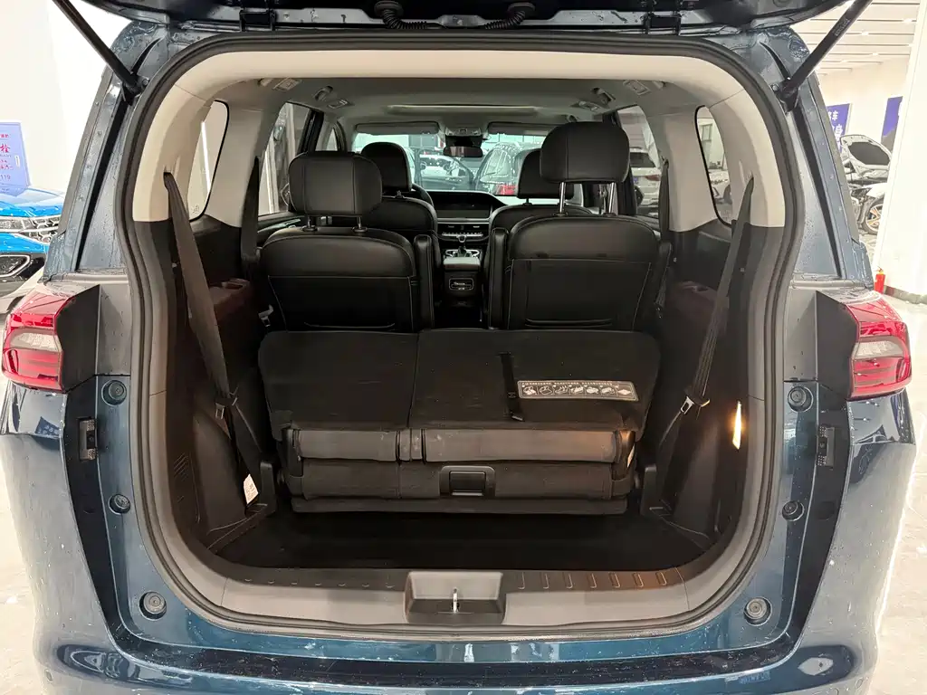 GAC Trumpchi M6 2022 — фото 20