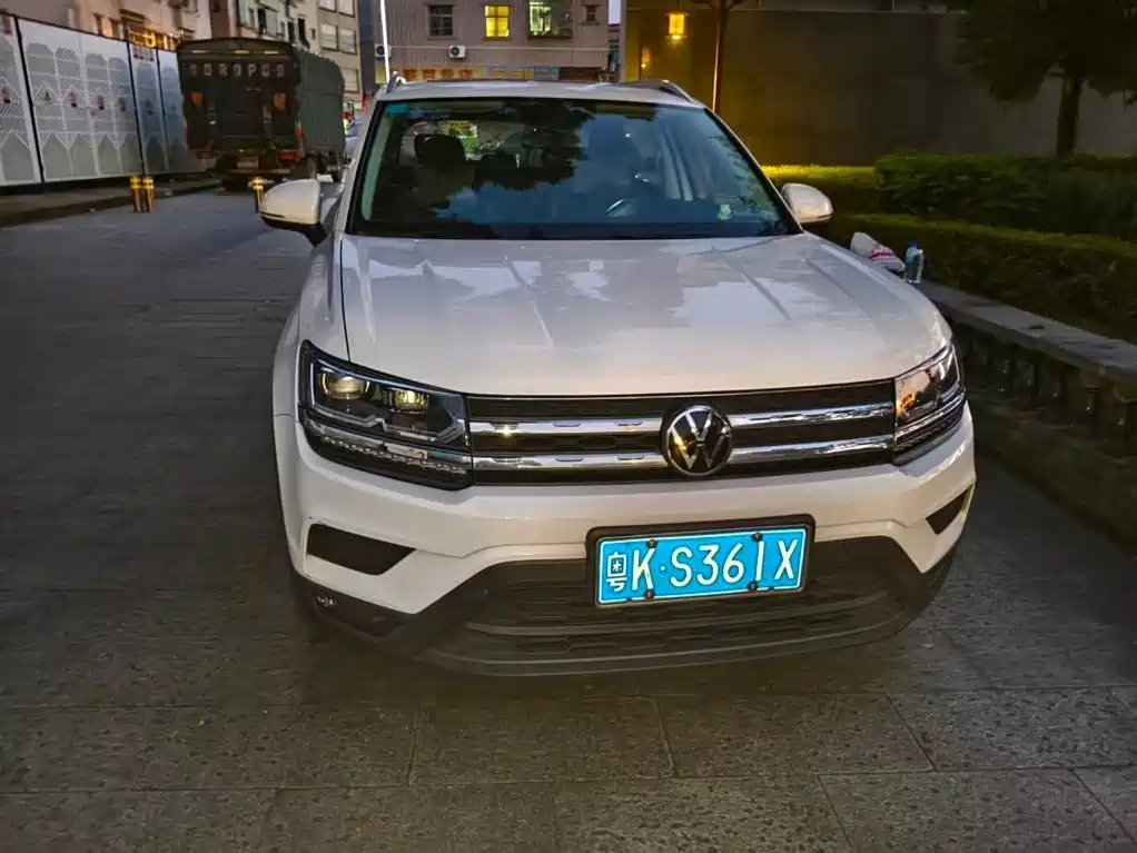 Volkswagen Tharu 2021