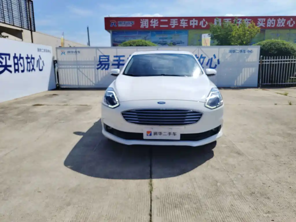 Ford Forrest 2019