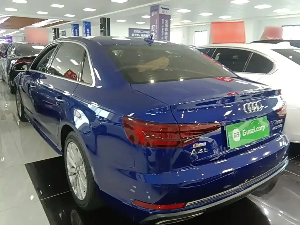 Audi A4L 2019