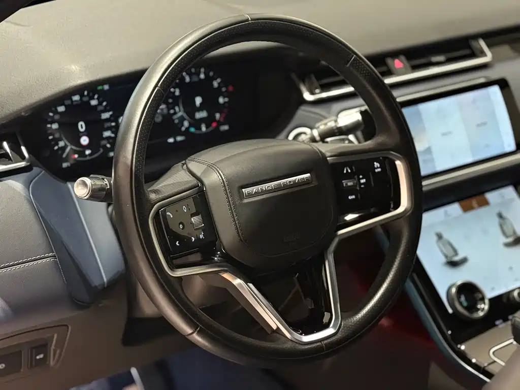 Land Rover Velar 2023 — фото 11