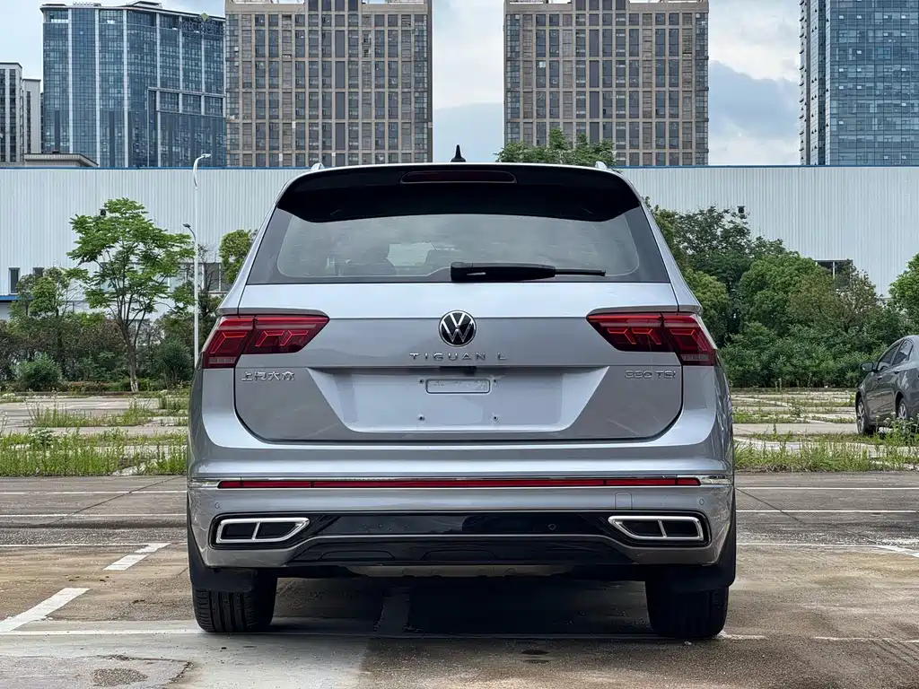 Volkswagen Tiguan L 2022 — фото 10