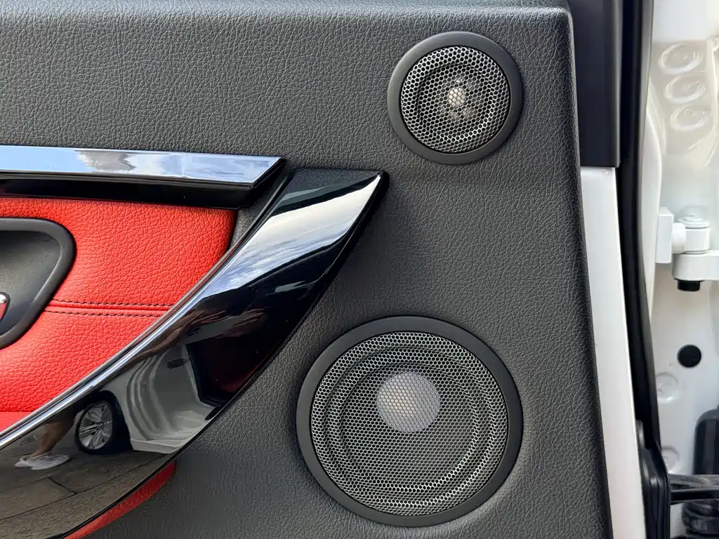 BMW 3 Series 2015 — фото 17
