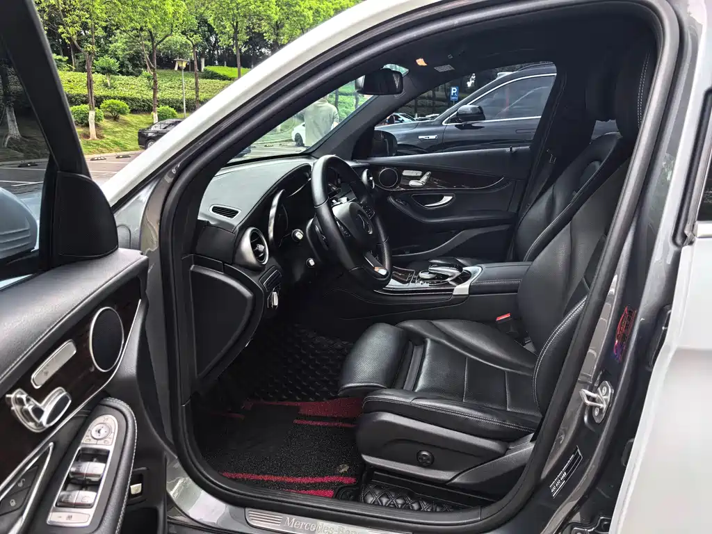 Mercedes-Benz GLC 2019 — фото 11