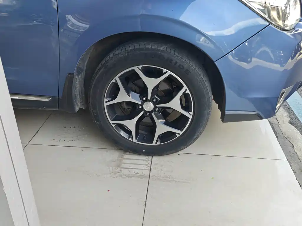 Subaru Forester 2015