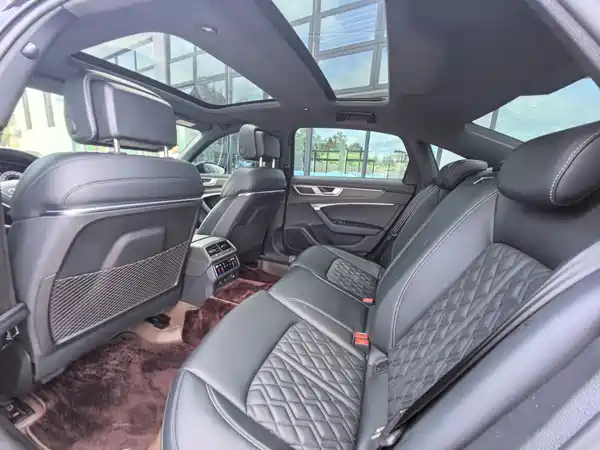 Audi A6L 2025