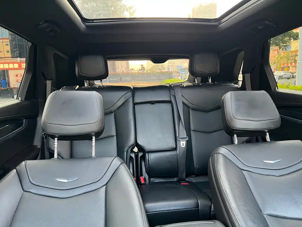 Cadillac XT5 2020 — фото 15