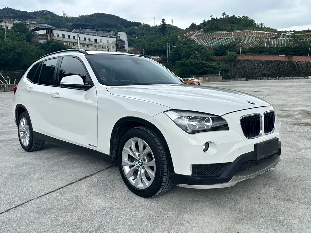 BMW X1 2015 — фото 3