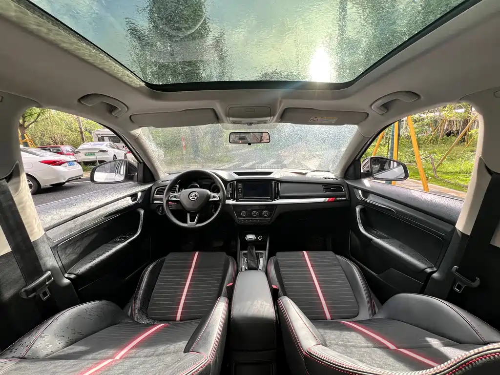 Skoda Kamiq 2021 — фото 10