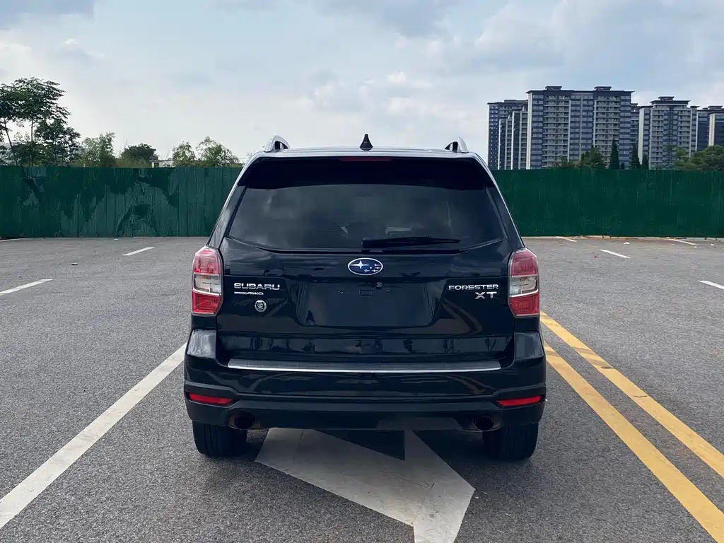 Subaru Forester 2015