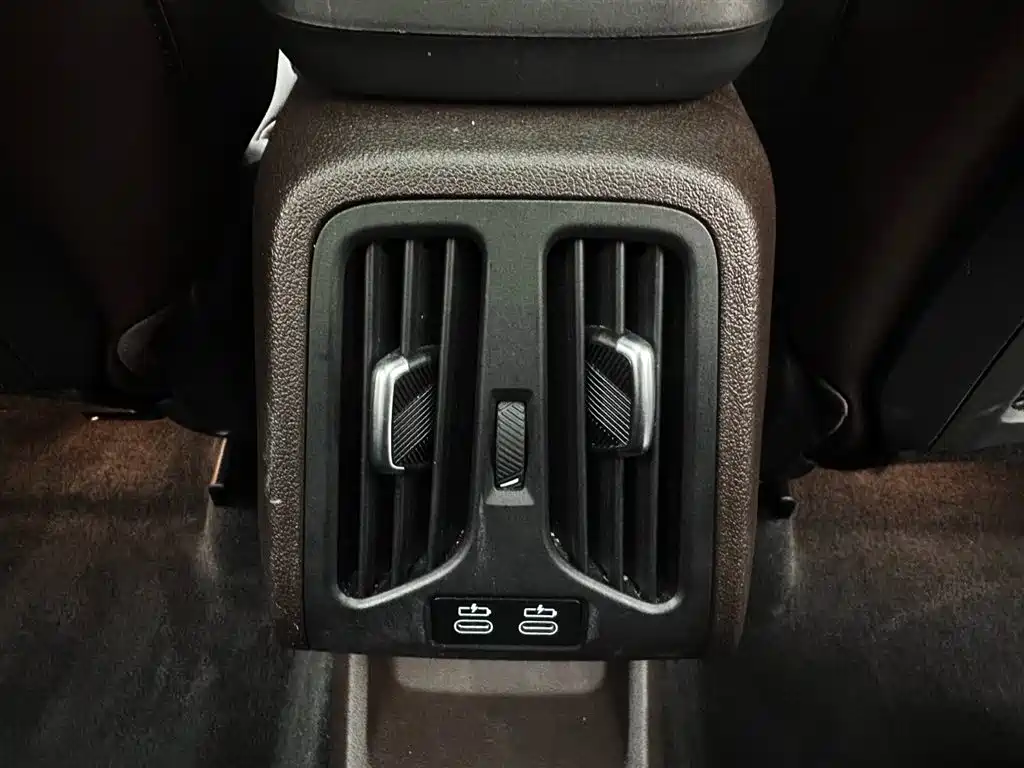 BMW X1 2023 — фото 17