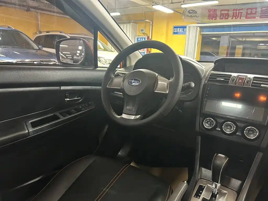 Subaru XV 2015 — фото 16