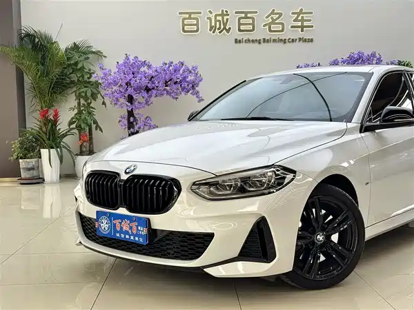 BMW 1 Series 2023