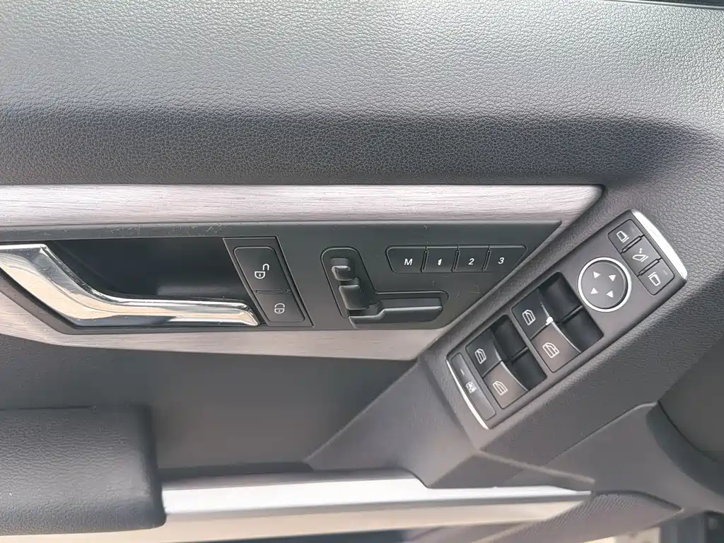 Mercedes-Benz GLK-Class 2011 — фото 11