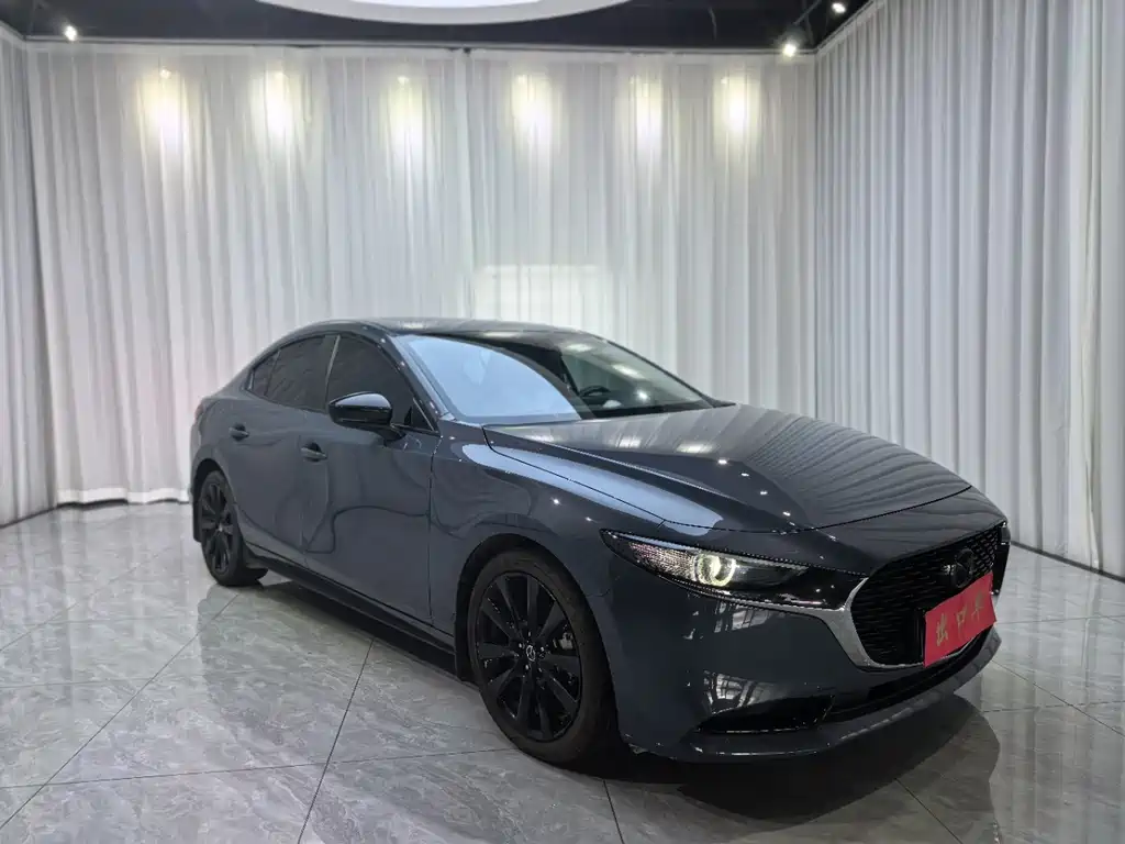 Mazda 3 Axela 2022