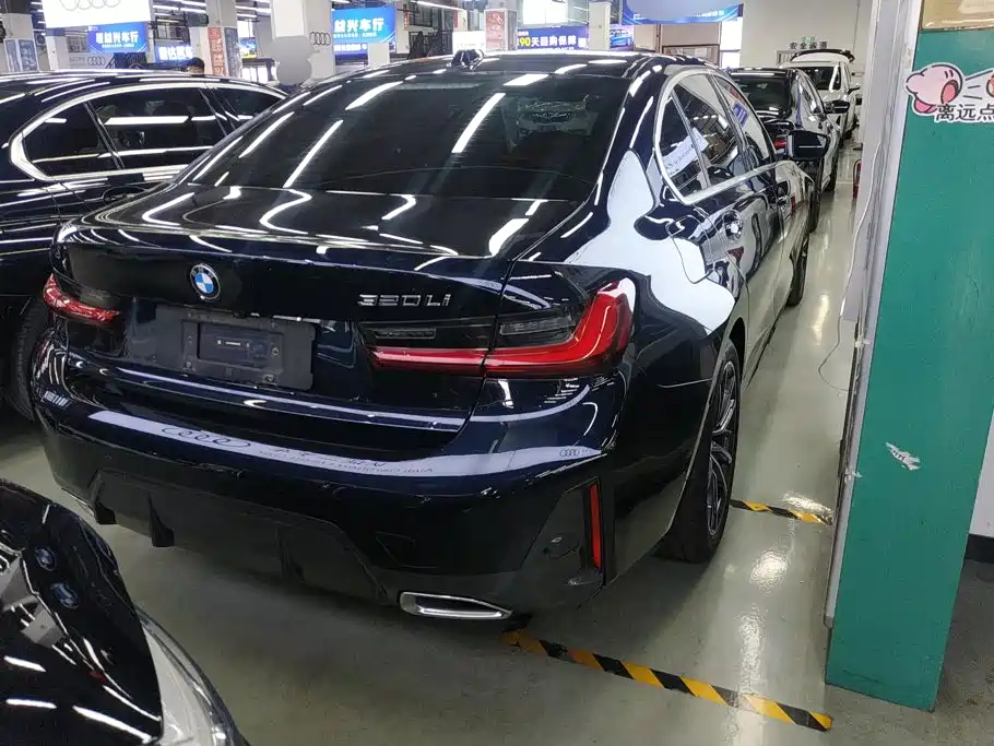 BMW 3 Series 2024