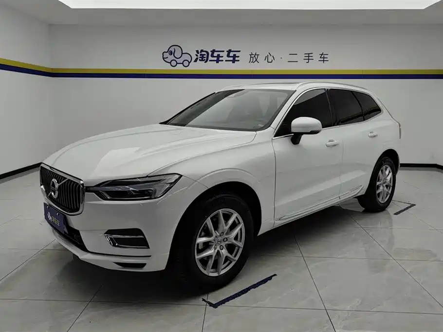 Volvo XC60 2020 — фото 1