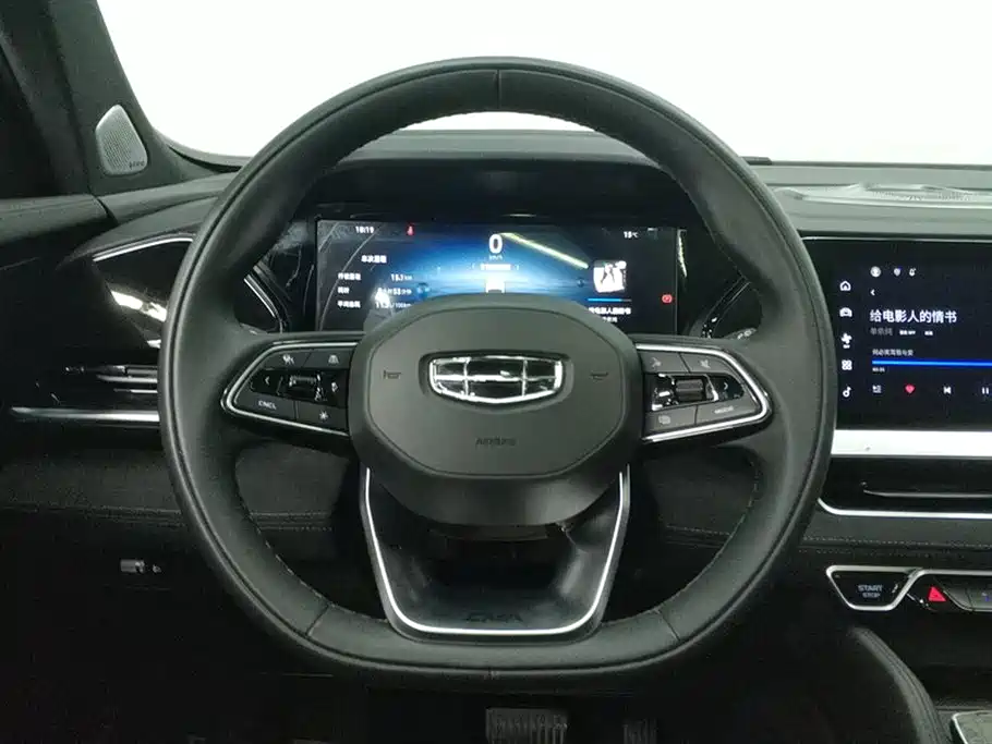 Geely Xingyue L 2024 — фото 15