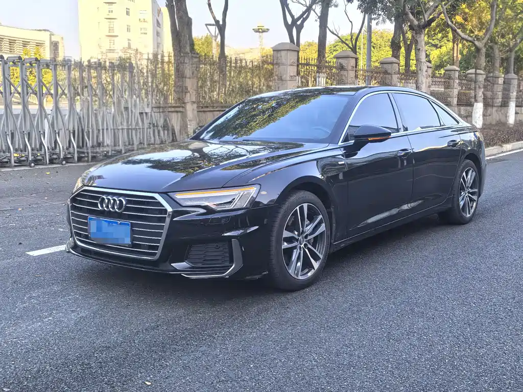 Audi A6L 2020 — фото 1