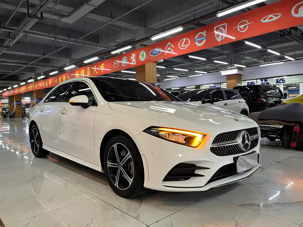 Mercedes-Benz A-Class 2023 — фото 6