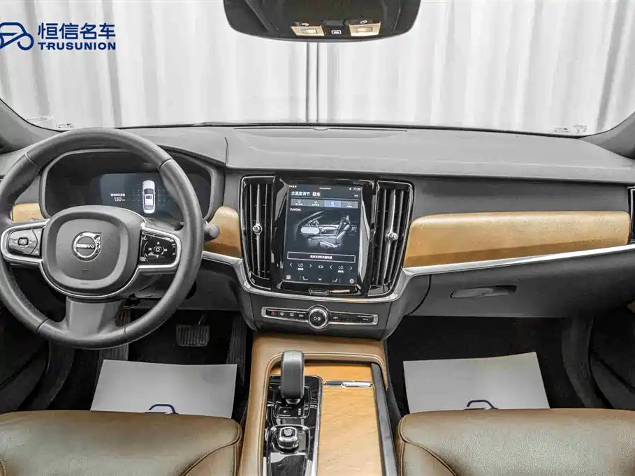 Volvo S90 2024 — фото 13