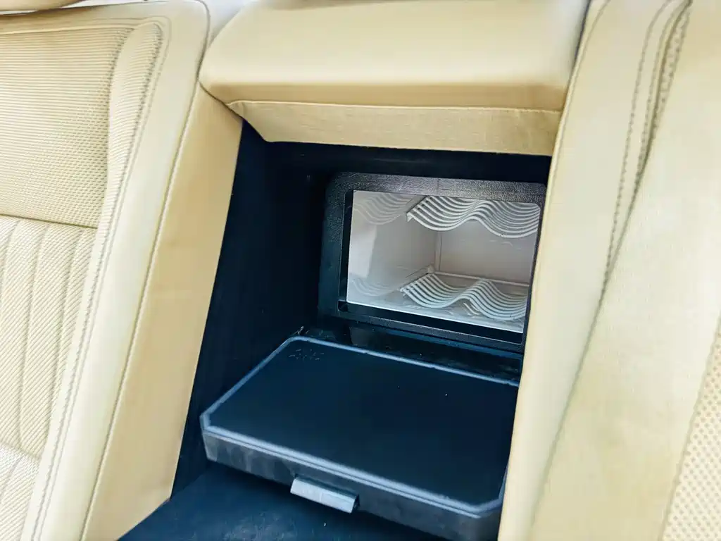 Mercedes-Benz S-Class 2011 — фото 13