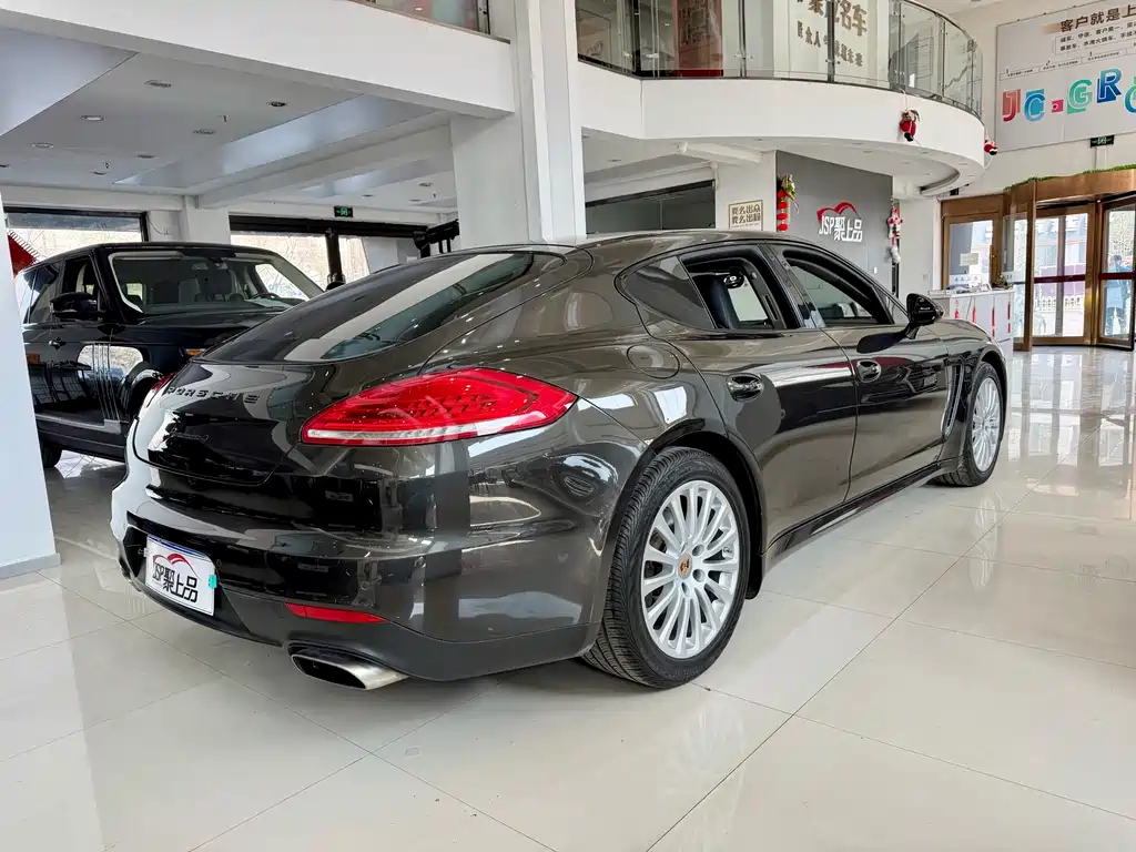 Porsche Panamera 2013 — фото 12