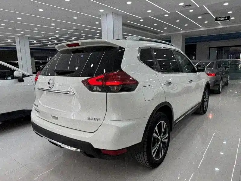 Nissan X-Trail 2022 — фото 6