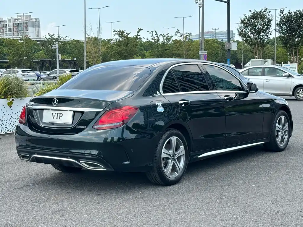 Mercedes-Benz C-Class 2020