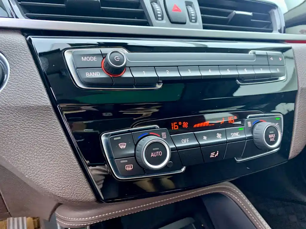 BMW X1 2022 — фото 24