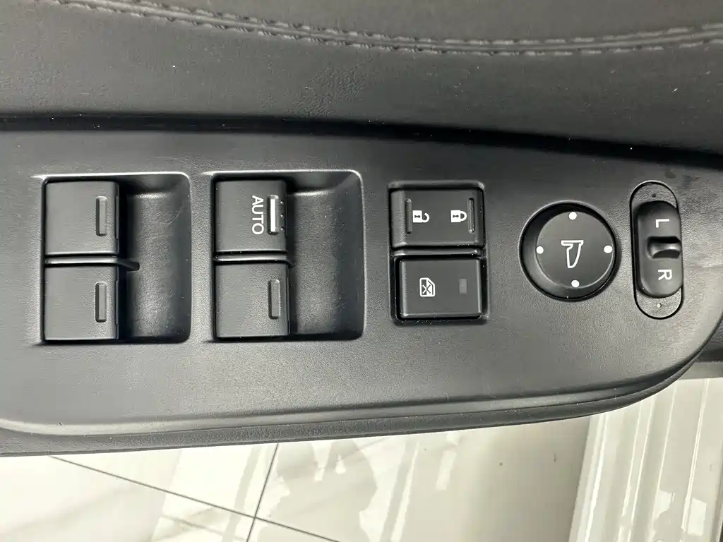 Honda Envix 2022 — фото 12