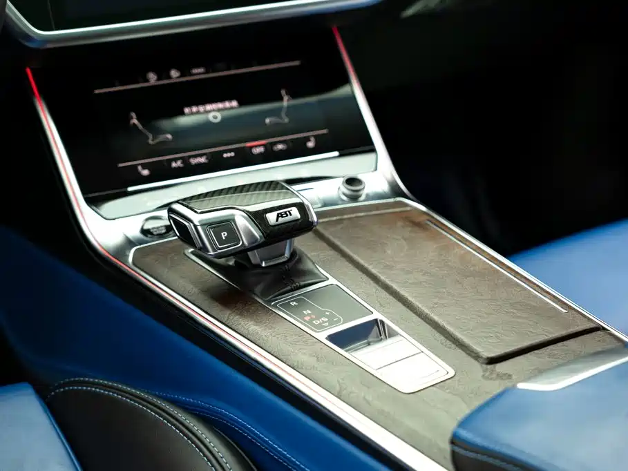 Audi A6 2021 — фото 13