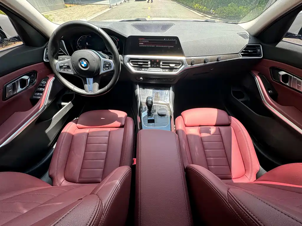 BMW 3 Series 2022 — фото 9
