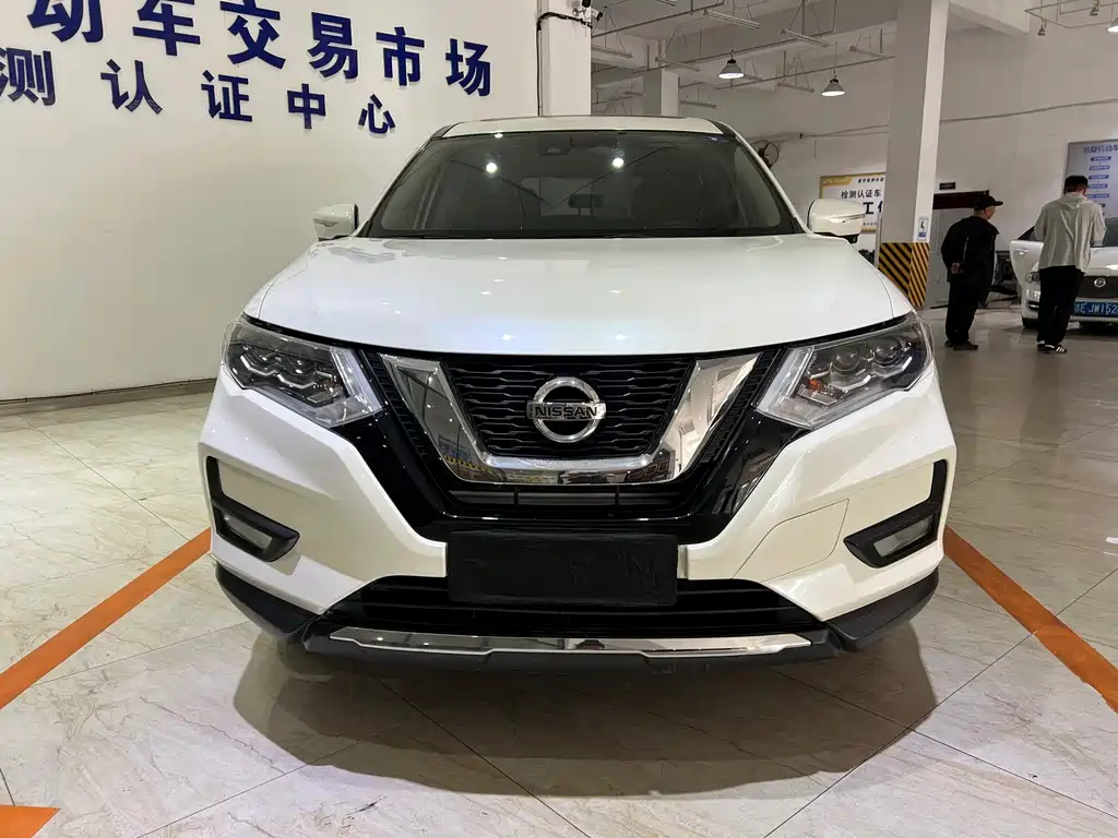 Nissan X-Trail 2022 — фото 2