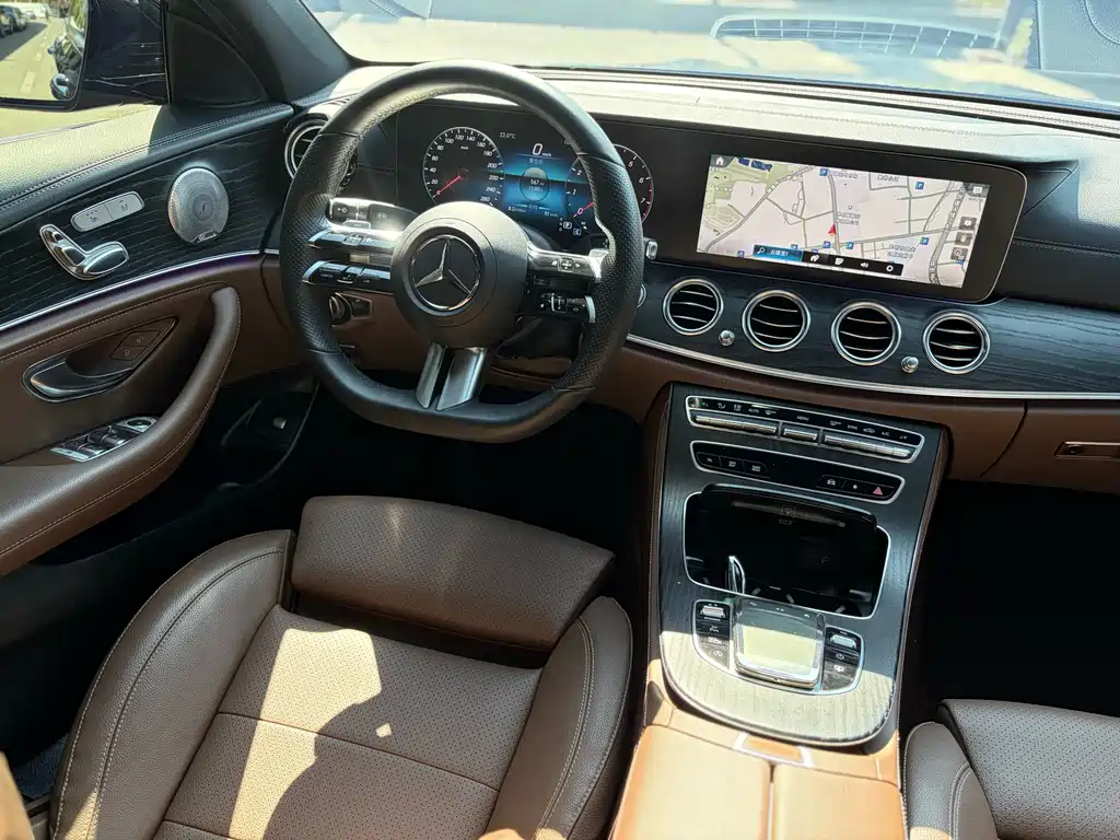 Mercedes-Benz E-Class 2022 — фото 22