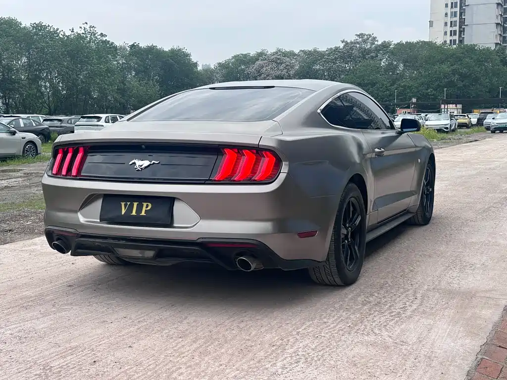 Ford Mustang 2018 — фото 6