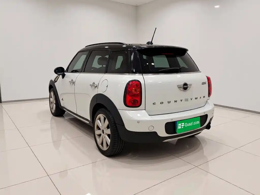 MINI Countryman 2016