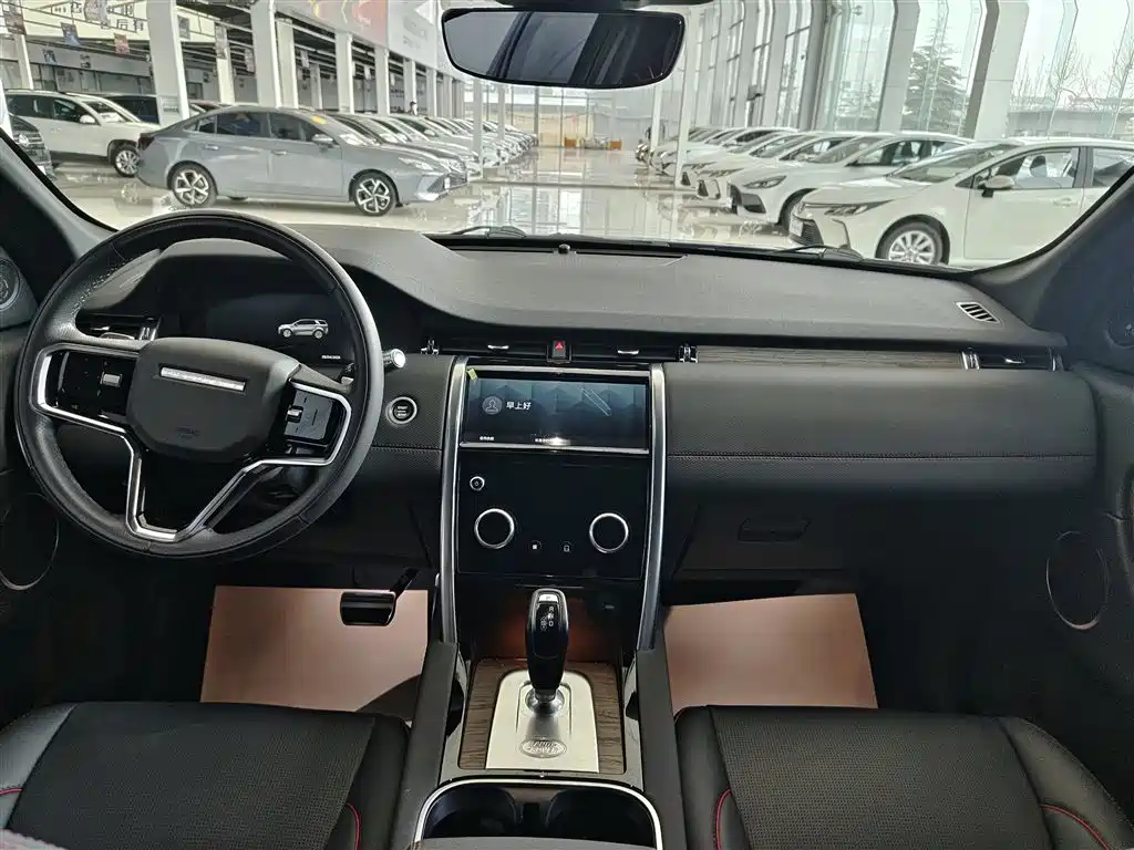 Land Rover Discovery Sport 2023 — фото 10