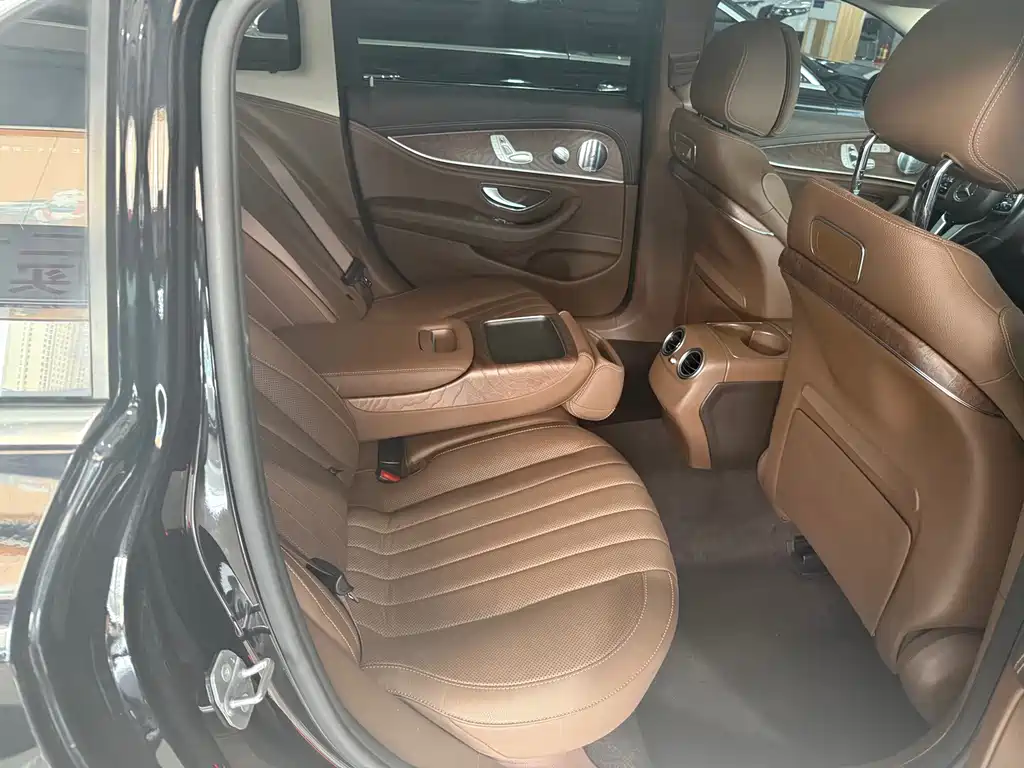 Mercedes-Benz E-Class 2020