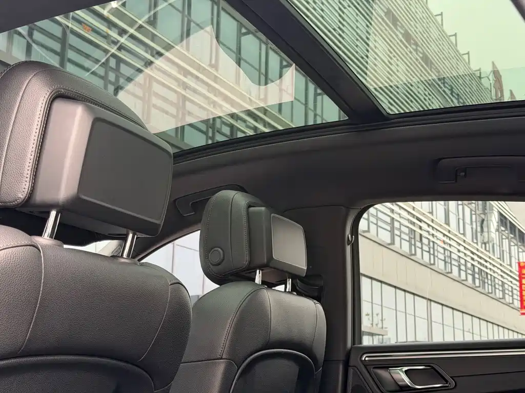 Porsche Macan 2020 — фото 16