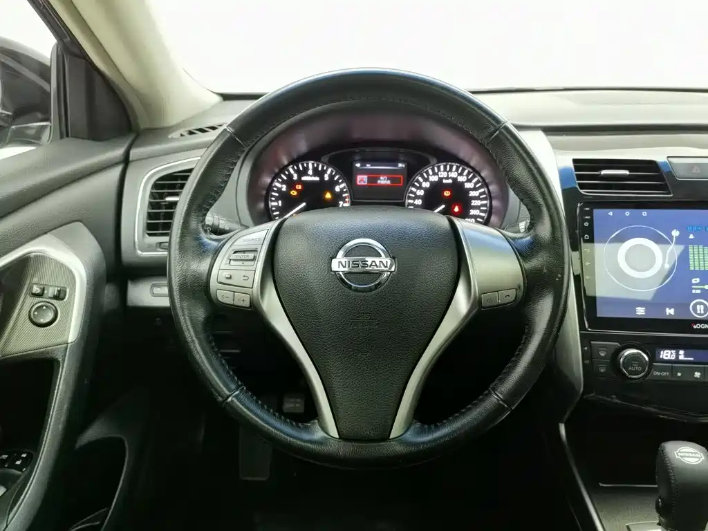 Nissan Teana 2014 — фото 11
