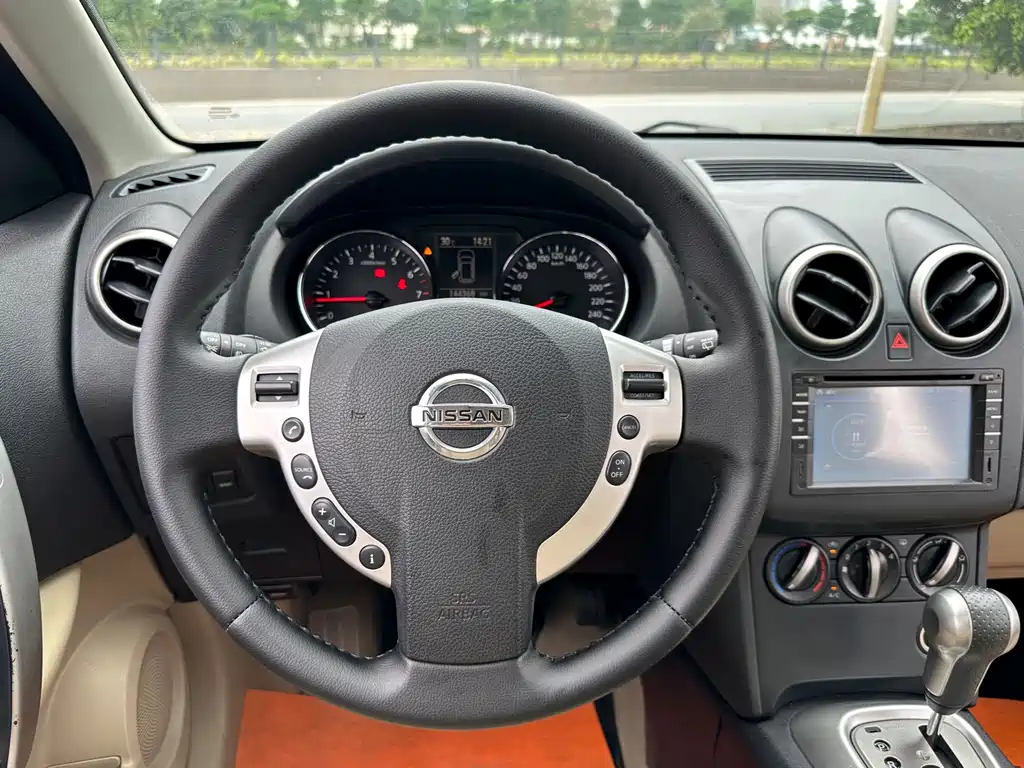 Nissan Qashqai 2015 — фото 17