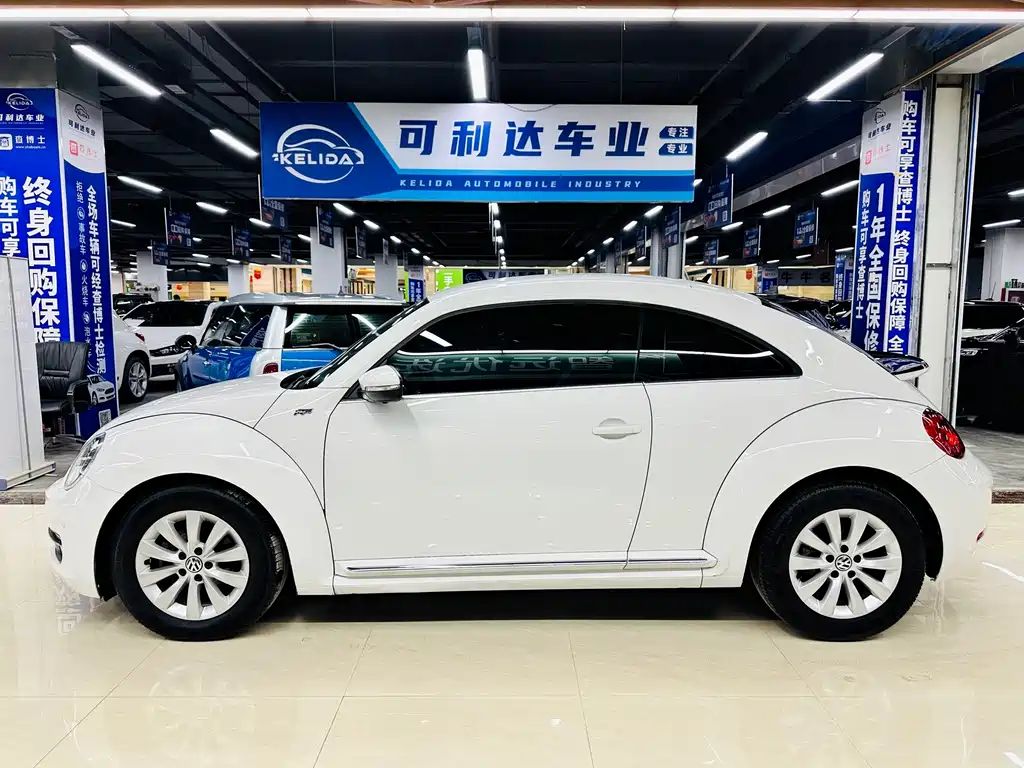 Volkswagen Beetle 2013