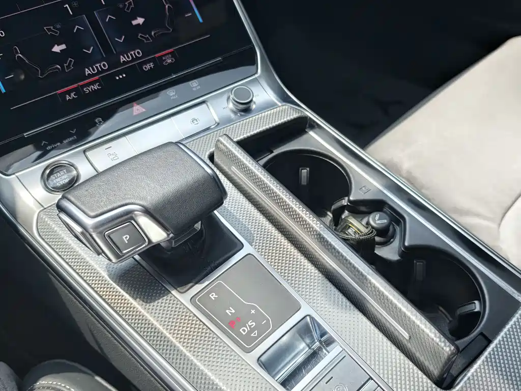 Audi A6L 2023 — фото 15